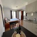 شقة Bakovic