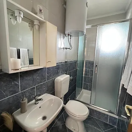 Bakovic Apartment