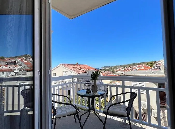 Bakovic 公寓 赫瓦尔